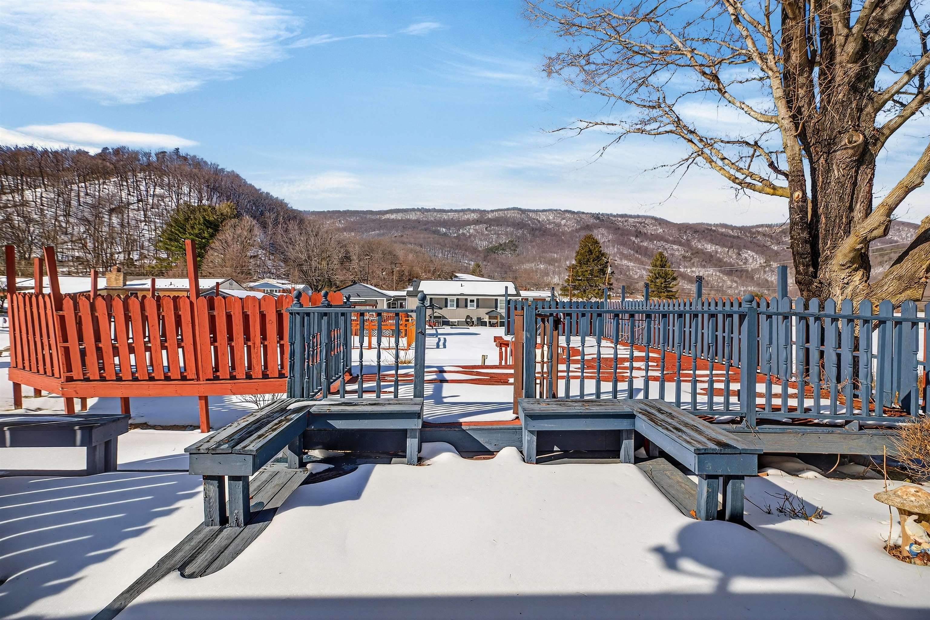 3010 VALLEY RIDGE RD, COVINGTON, Virginia 24426, 4 Bedrooms Bedrooms, ,2 BathroomsBathrooms,Residential,3010 VALLEY RIDGE RD,673044 MLS # 673044