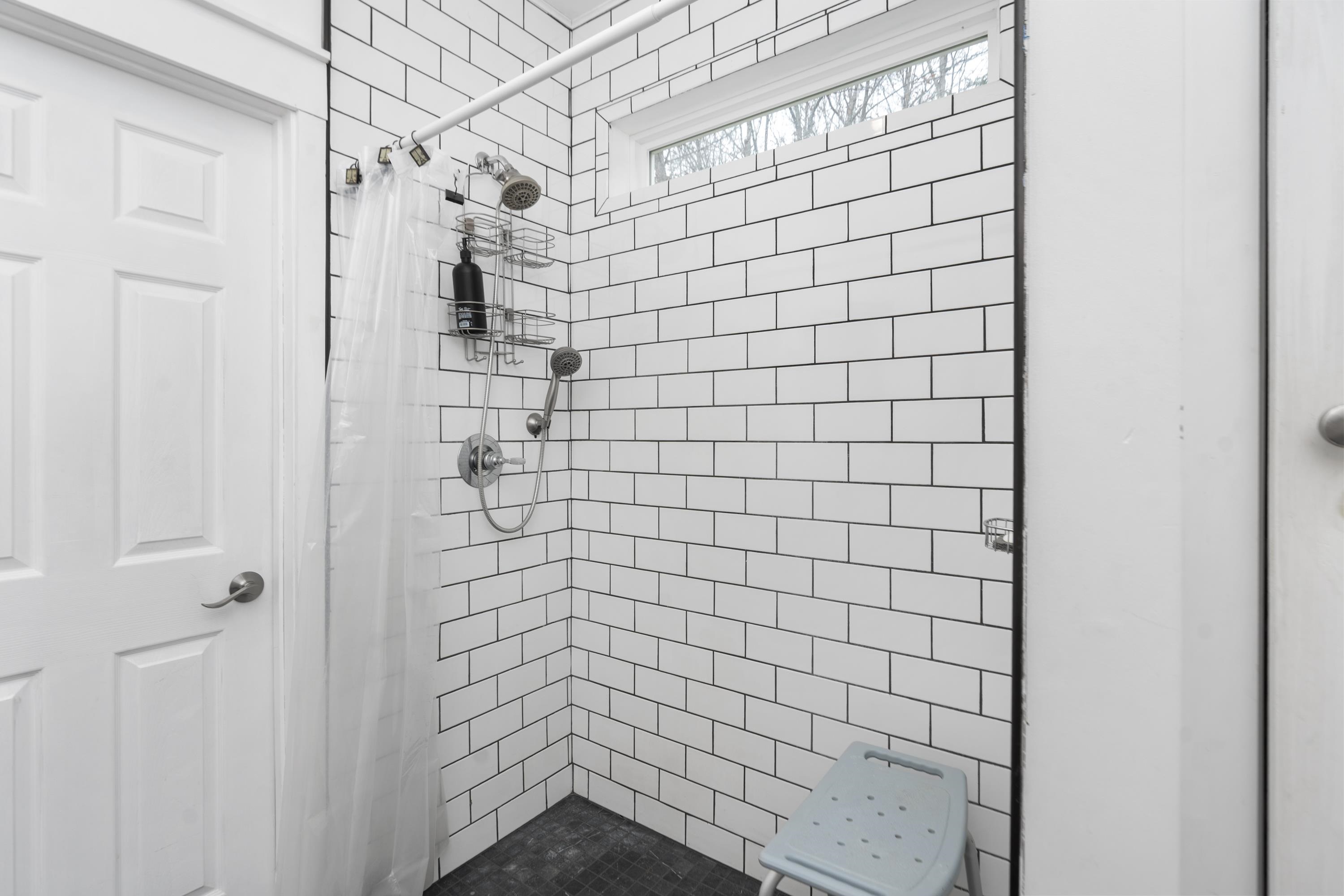 516 SLAPP CREEK RD, AMHERST, Virginia 24521, 3 Bedrooms Bedrooms, ,3 BathroomsBathrooms,Residential,516 SLAPP CREEK RD,673046 MLS # 673046