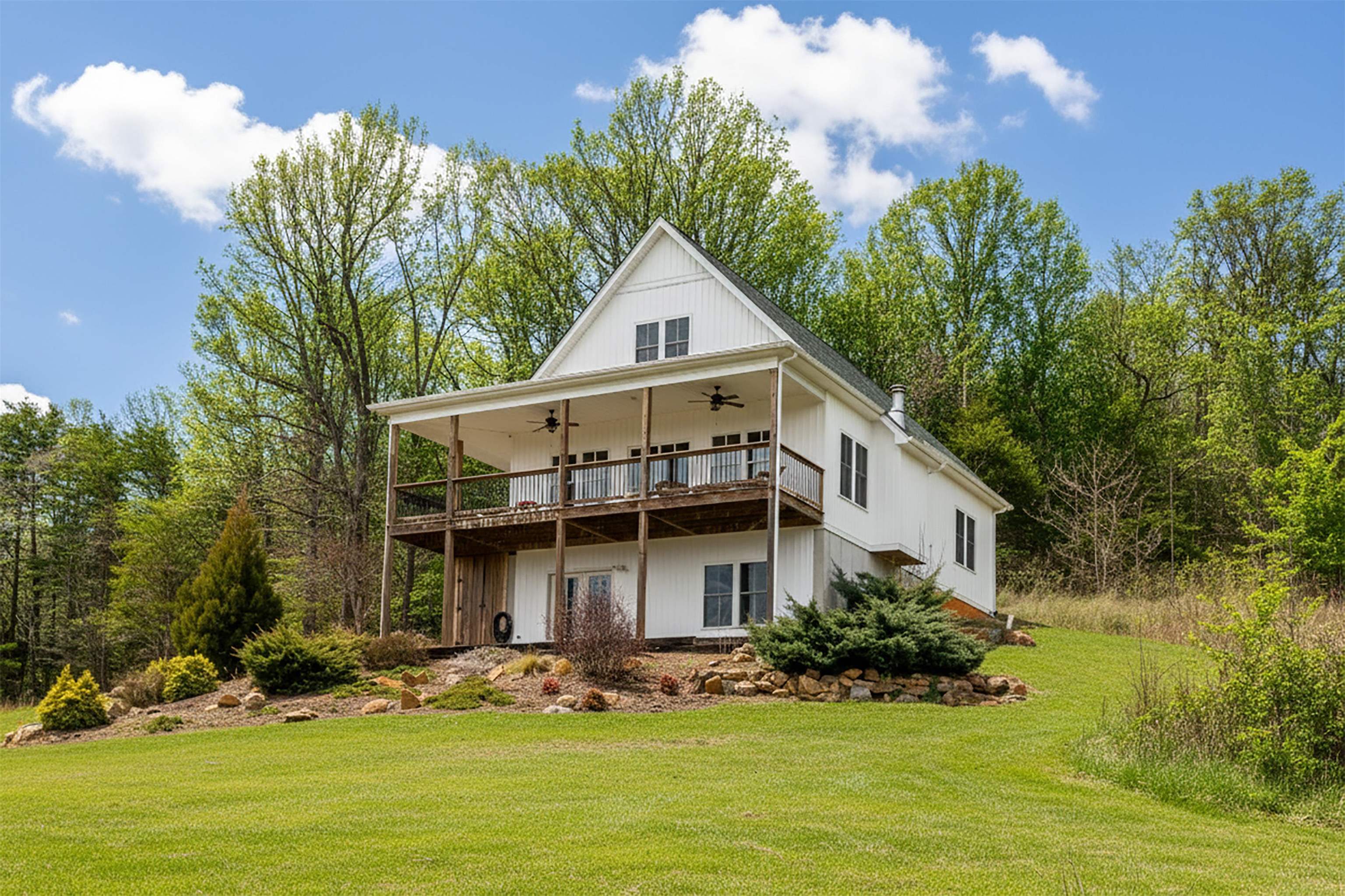 516 SLAPP CREEK RD, AMHERST, Virginia 24521, 3 Bedrooms Bedrooms, ,3 BathroomsBathrooms,Residential,516 SLAPP CREEK RD,673046 MLS # 673046