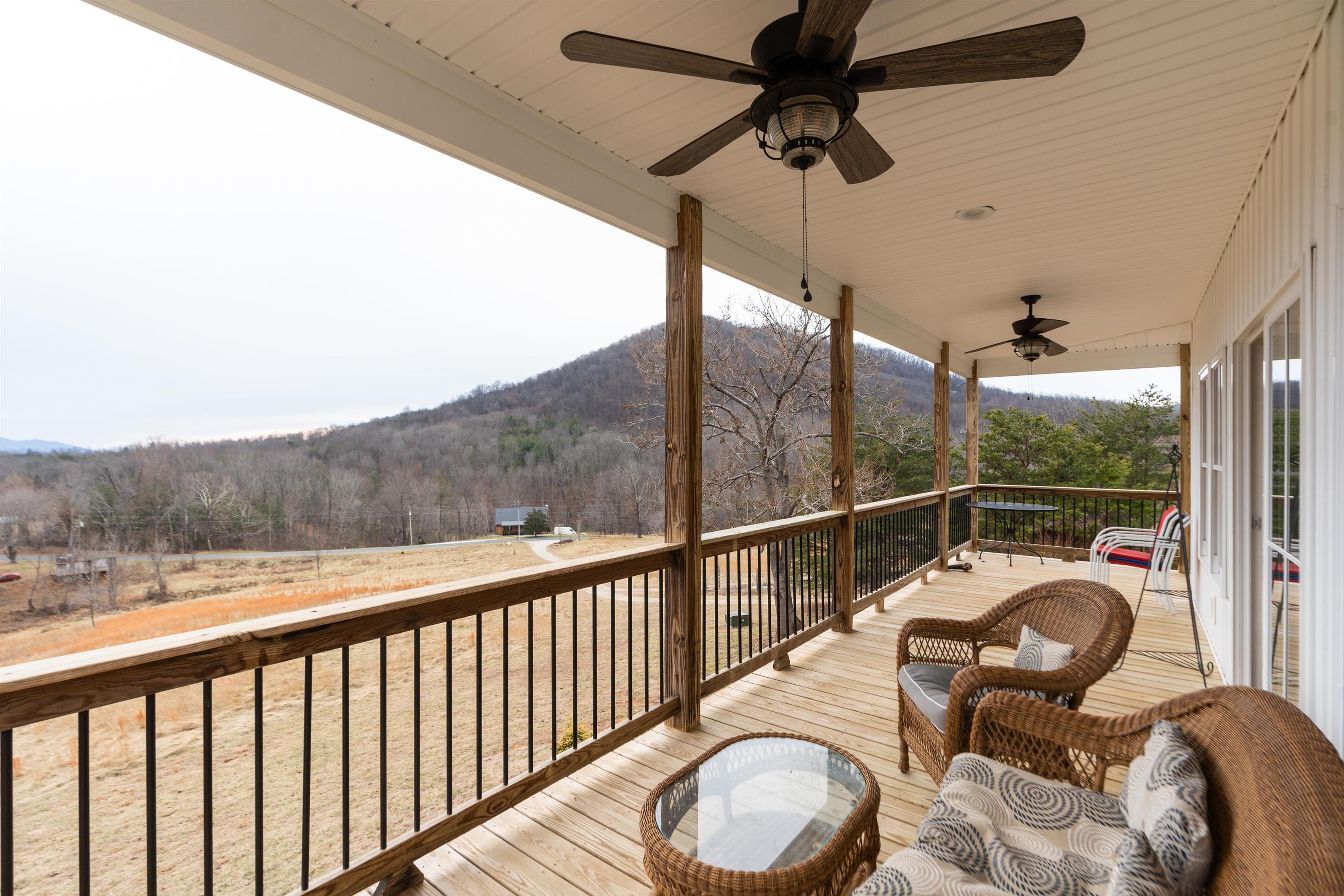 516 SLAPP CREEK RD, AMHERST, Virginia 24521, 3 Bedrooms Bedrooms, ,3 BathroomsBathrooms,Residential,516 SLAPP CREEK RD,673046 MLS # 673046