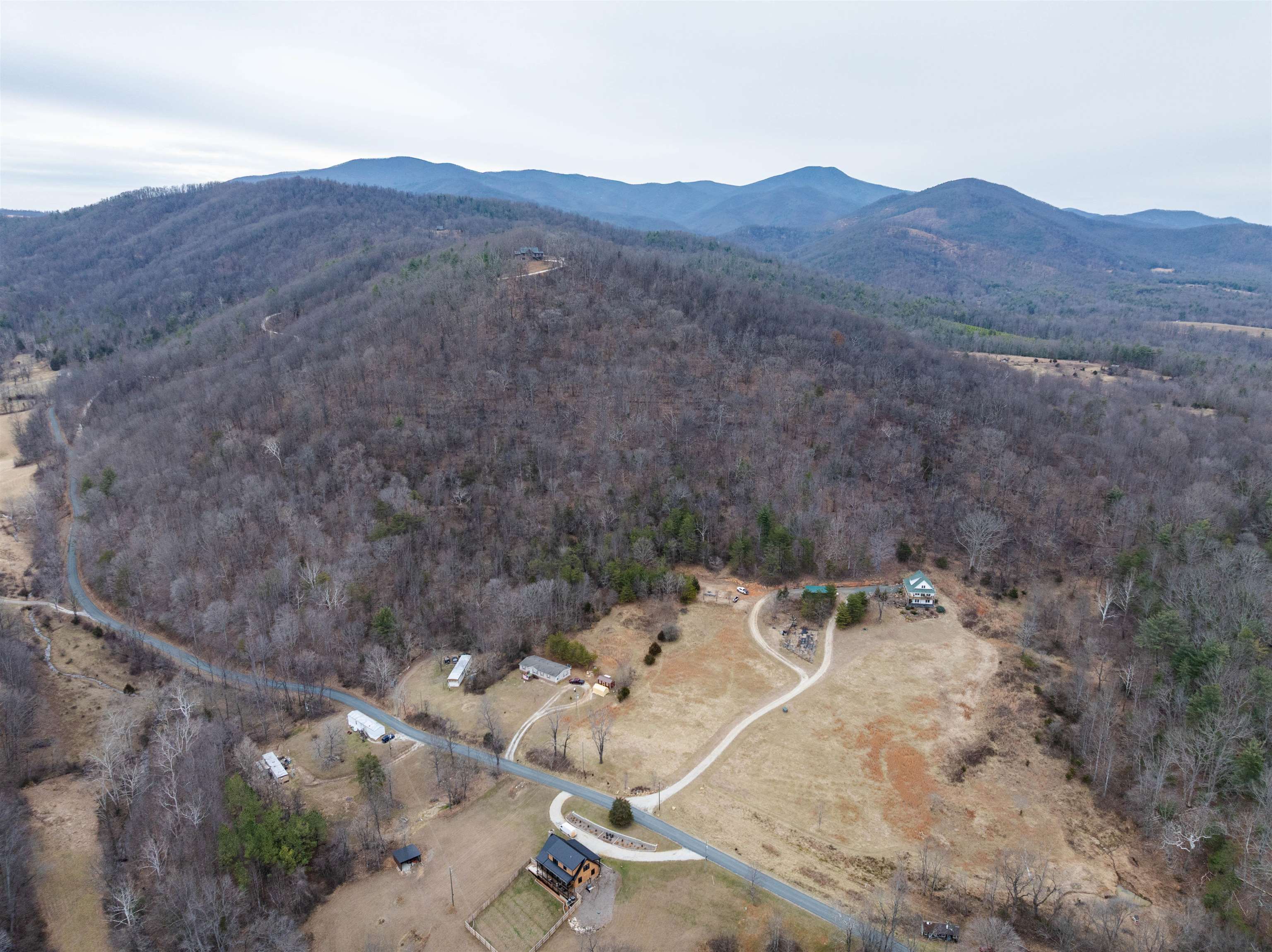 516 SLAPP CREEK RD, AMHERST, Virginia 24521, 3 Bedrooms Bedrooms, ,3 BathroomsBathrooms,Residential,516 SLAPP CREEK RD,673046 MLS # 673046