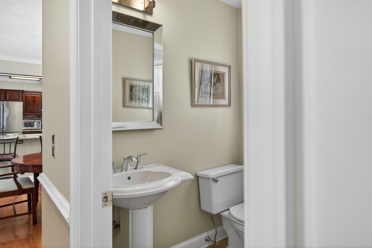 121 FAIRWAY DR, HARRISONBURG, Virginia 22802, 5 Bedrooms Bedrooms, ,3 BathroomsBathrooms,Residential,121 FAIRWAY DR,673058 MLS # 673058