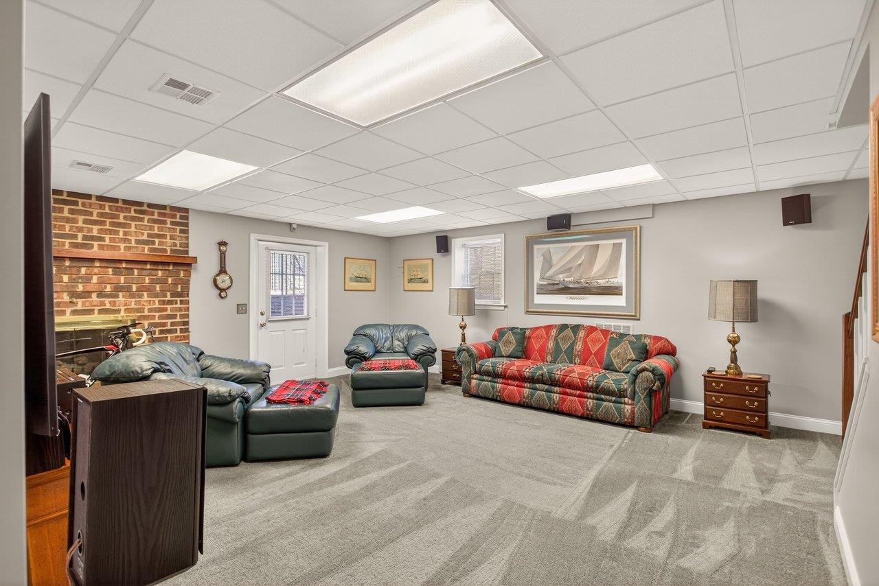 121 FAIRWAY DR, HARRISONBURG, Virginia 22802, 5 Bedrooms Bedrooms, ,3 BathroomsBathrooms,Residential,121 FAIRWAY DR,673058 MLS # 673058