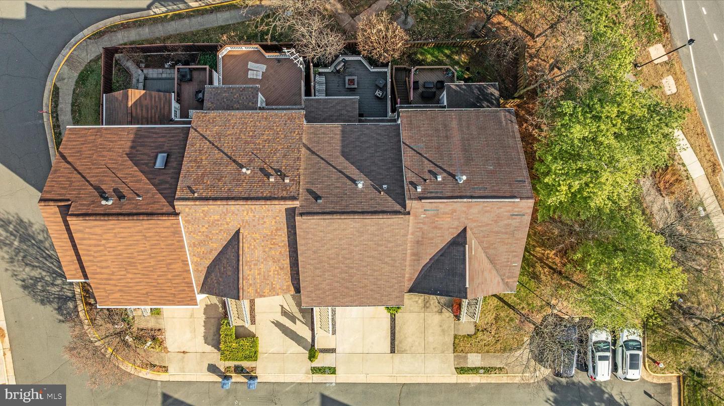 21314 LORD NELSON TER, ASHBURN, Virginia 20147, 3 Bedrooms Bedrooms, ,2 BathroomsBathrooms,Residential,For sale,21314 LORD NELSON TER,VALO2111742 MLS # VALO2111742