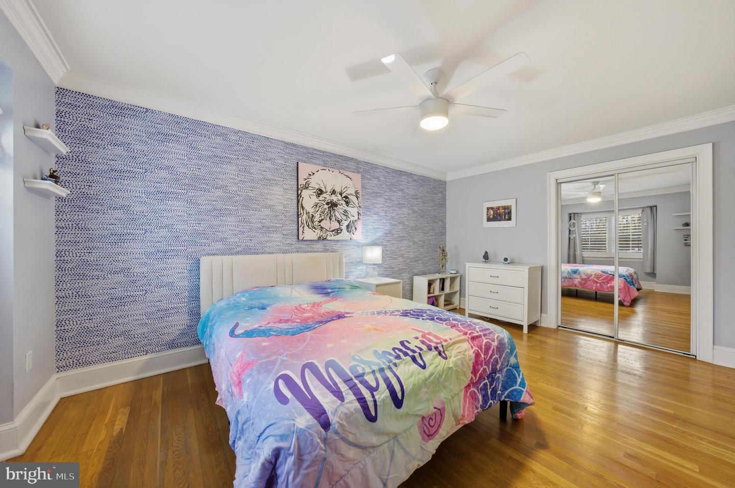 7414 HALLCREST DR, MCLEAN, Virginia 22102, 3 Bedrooms Bedrooms, ,3 BathroomsBathrooms,Residential,For sale,7414 HALLCREST DR,VAFX2282130 MLS # VAFX2282130