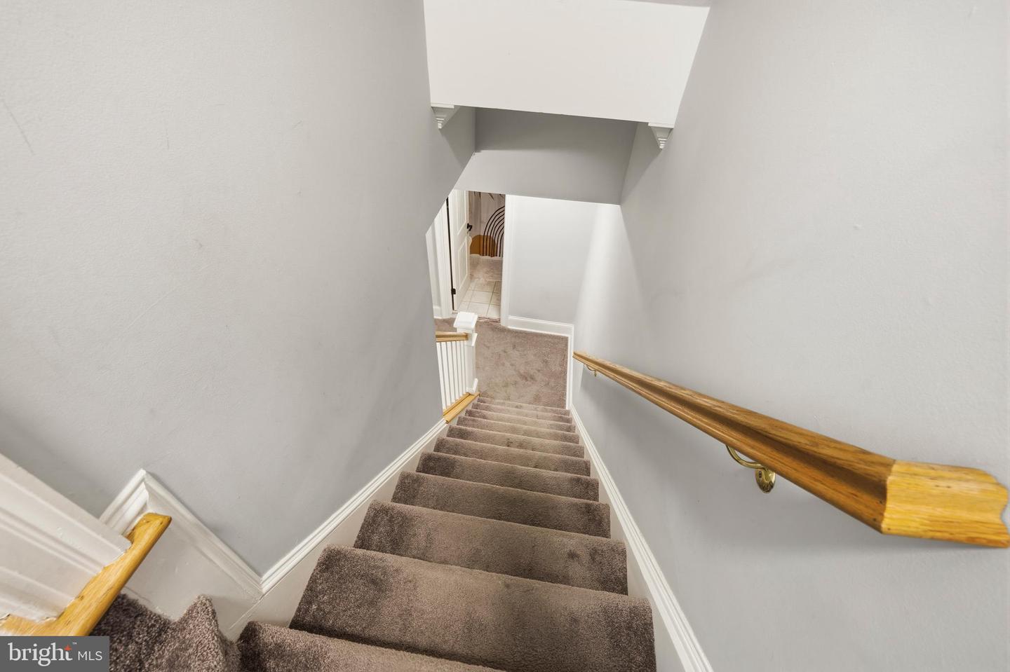 7414 HALLCREST DR, MCLEAN, Virginia 22102, 3 Bedrooms Bedrooms, ,3 BathroomsBathrooms,Residential,For sale,7414 HALLCREST DR,VAFX2282130 MLS # VAFX2282130