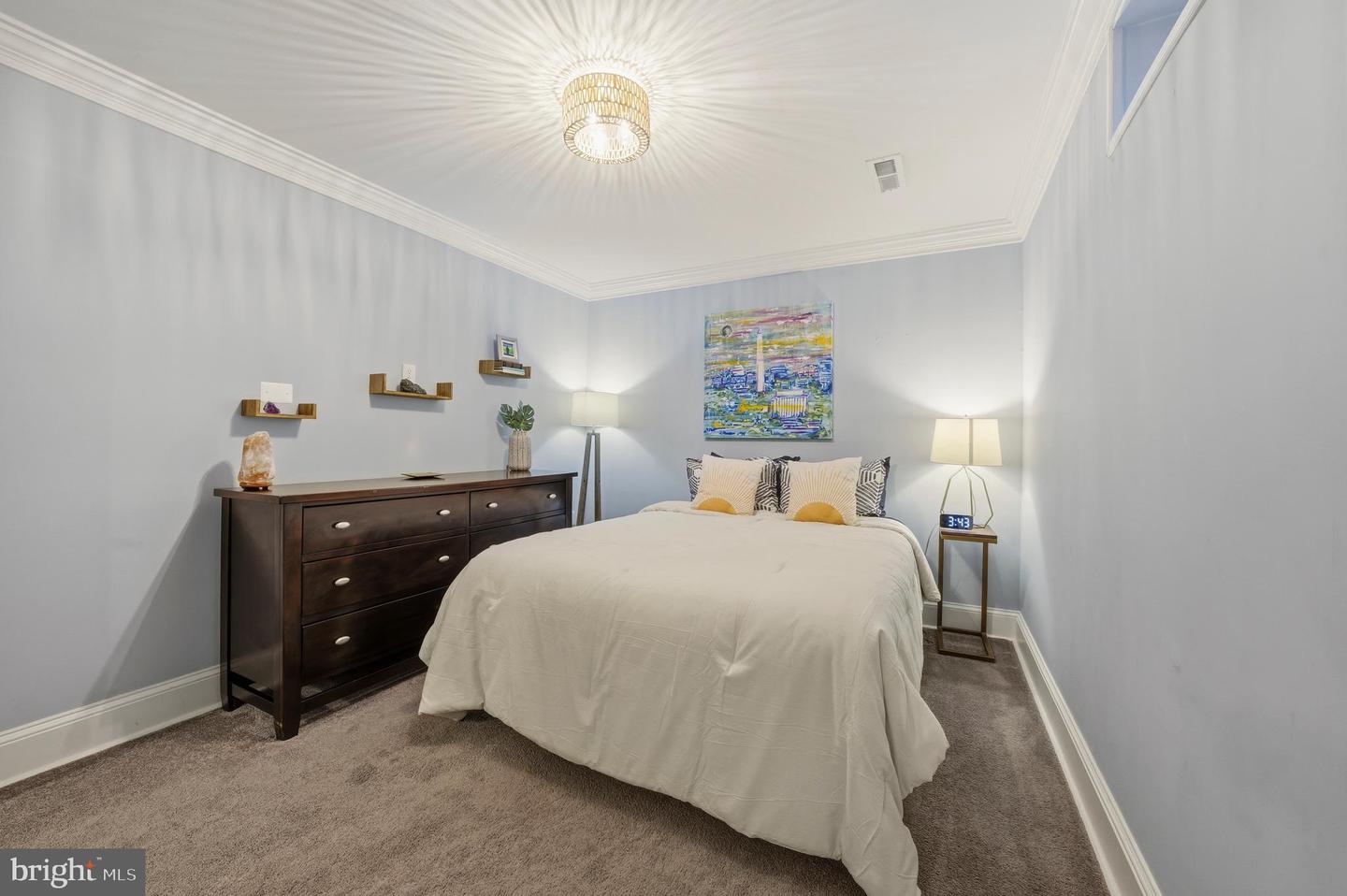 7414 HALLCREST DR, MCLEAN, Virginia 22102, 3 Bedrooms Bedrooms, ,3 BathroomsBathrooms,Residential,For sale,7414 HALLCREST DR,VAFX2282130 MLS # VAFX2282130