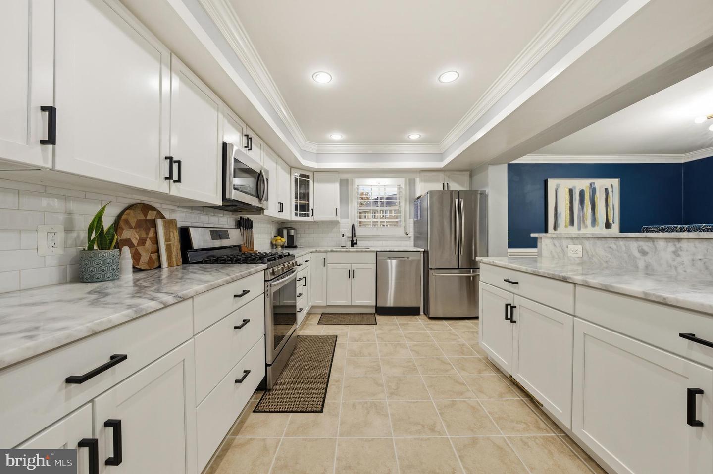 7414 HALLCREST DR, MCLEAN, Virginia 22102, 3 Bedrooms Bedrooms, ,3 BathroomsBathrooms,Residential,For sale,7414 HALLCREST DR,VAFX2282130 MLS # VAFX2282130