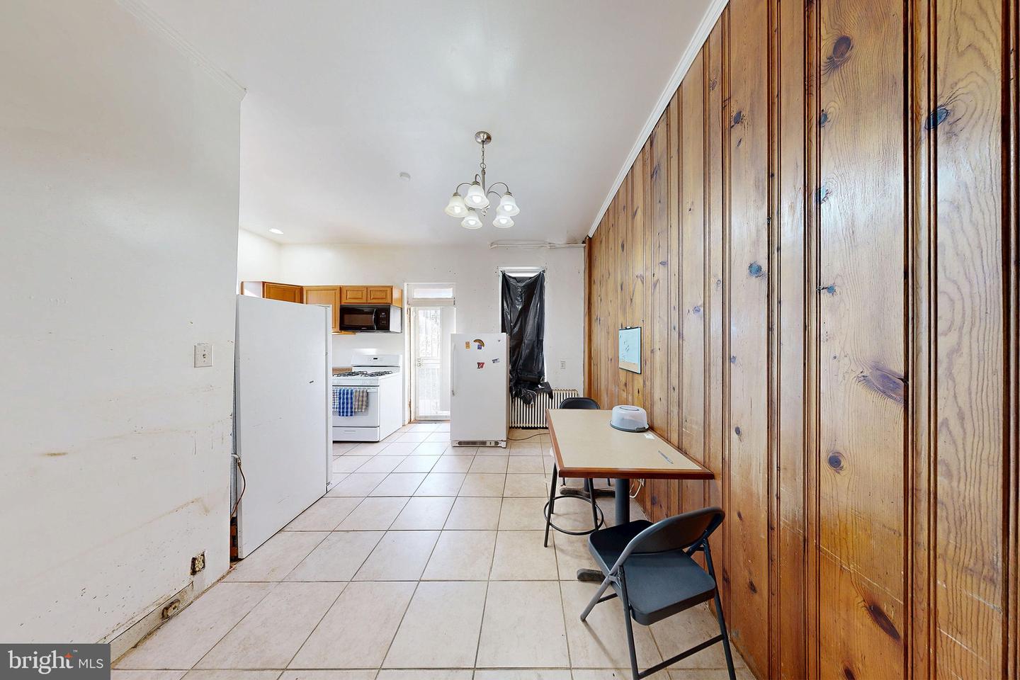 2810 SHERMAN AVE NW, WASHINGTON, District Of Columbia 20001, 3 Bedrooms Bedrooms, ,2 BathroomsBathrooms,Residential,For sale,2810 SHERMAN AVE NW,DCDC2235370 MLS # DCDC2235370