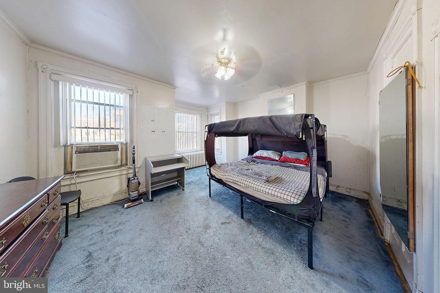 2810 SHERMAN AVE NW, WASHINGTON, District Of Columbia 20001, 3 Bedrooms Bedrooms, ,2 BathroomsBathrooms,Residential,For sale,2810 SHERMAN AVE NW,DCDC2235370 MLS # DCDC2235370