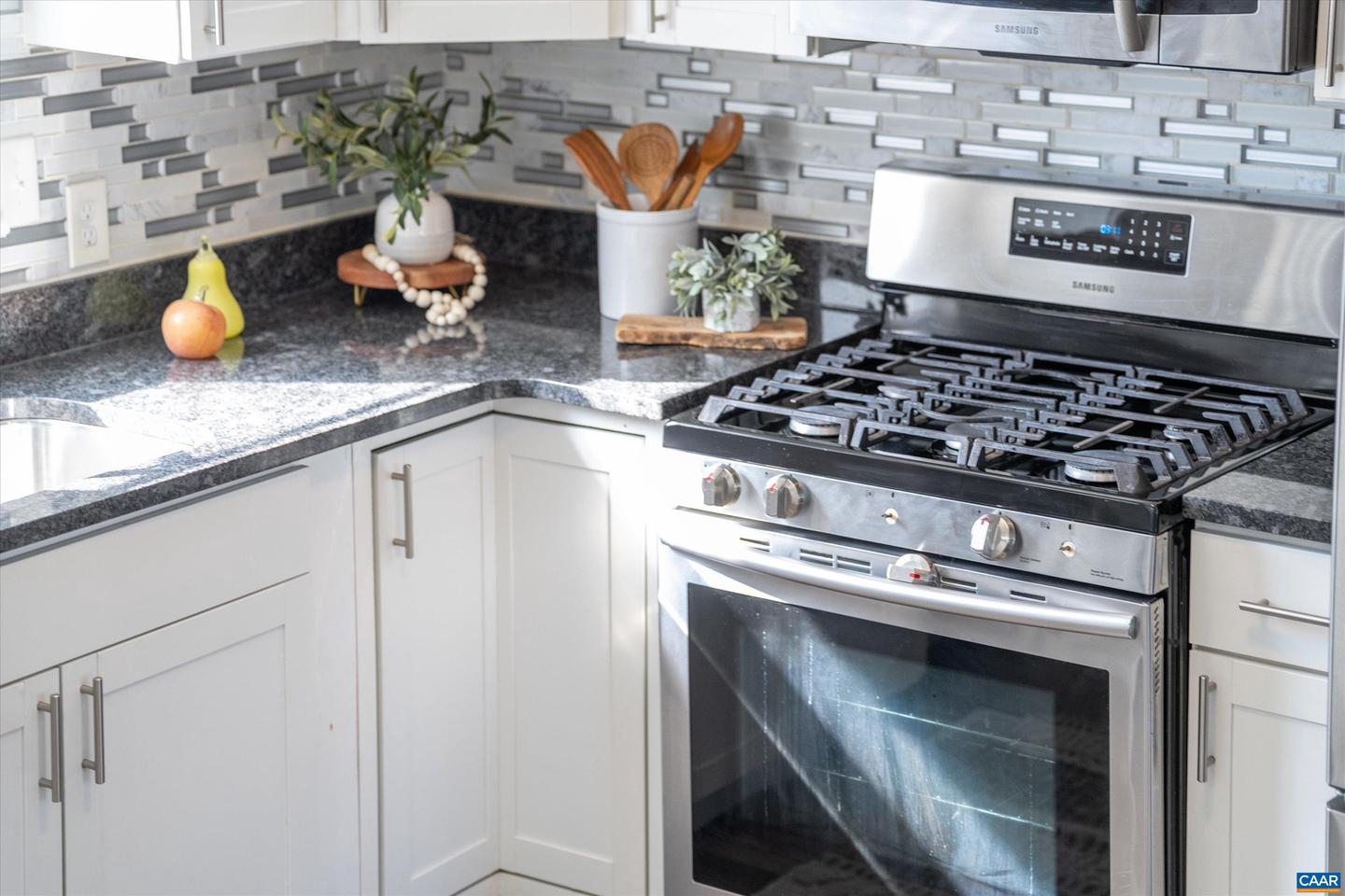 1424 B ST, WAYNESBORO, Virginia 22980, 3 Bedrooms Bedrooms, ,1 BathroomBathrooms,Residential,For sale,1424 B ST,672085 MLS # 672085