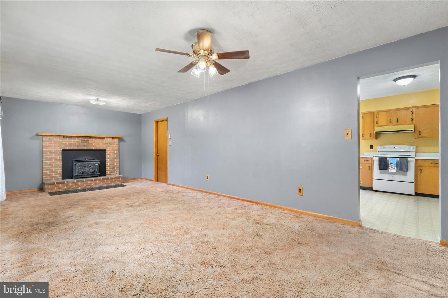 2021 FAIRVIEW RD, WOODSTOCK, Virginia 22664, 3 Bedrooms Bedrooms, ,1 BathroomBathrooms,Residential,For sale,2021 FAIRVIEW RD,VASH2013332 MLS # VASH2013332