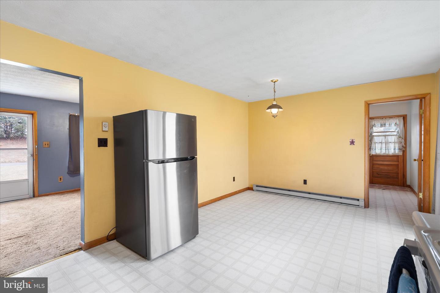 2021 FAIRVIEW RD, WOODSTOCK, Virginia 22664, 3 Bedrooms Bedrooms, ,1 BathroomBathrooms,Residential,For sale,2021 FAIRVIEW RD,VASH2013332 MLS # VASH2013332