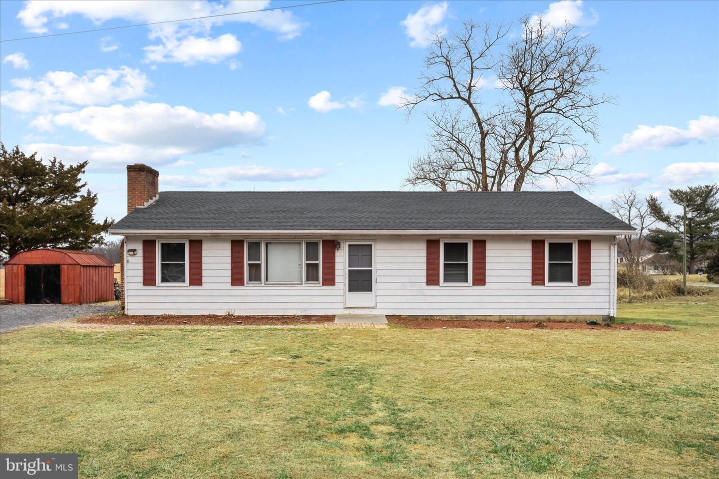 2021 FAIRVIEW RD, WOODSTOCK, Virginia 22664, 3 Bedrooms Bedrooms, ,1 BathroomBathrooms,Residential,For sale,2021 FAIRVIEW RD,VASH2013332 MLS # VASH2013332