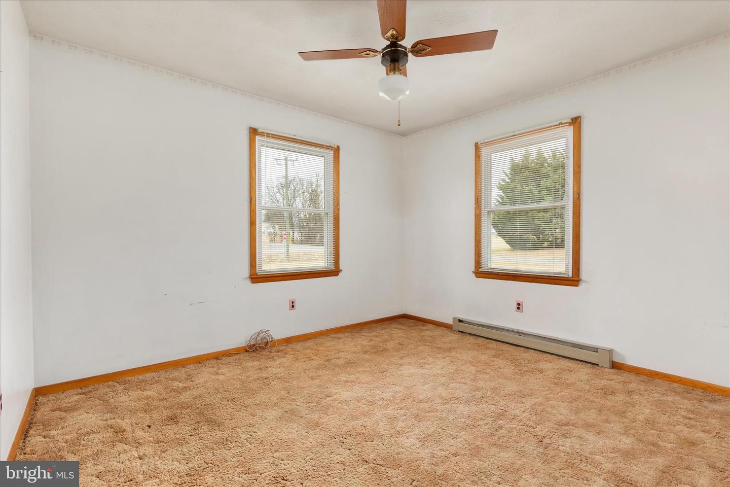 2021 FAIRVIEW RD, WOODSTOCK, Virginia 22664, 3 Bedrooms Bedrooms, ,1 BathroomBathrooms,Residential,For sale,2021 FAIRVIEW RD,VASH2013332 MLS # VASH2013332