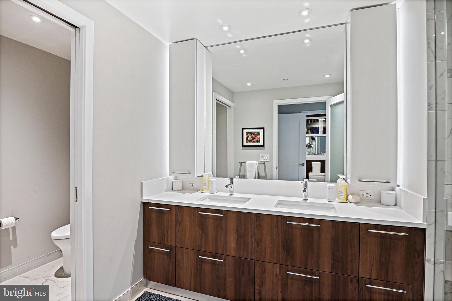 1650 SILVER HILL DR #1907, MCLEAN, Virginia 22102, 2 Bedrooms Bedrooms, ,2 BathroomsBathrooms,Residential,For sale,1650 SILVER HILL DR #1907,VAFX2285730 MLS # VAFX2285730