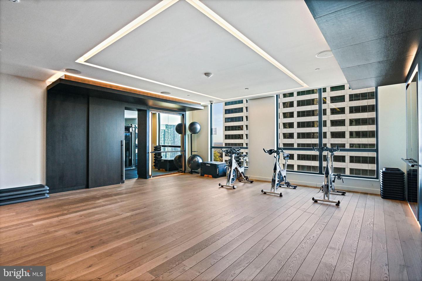 1650 SILVER HILL DR #1907, MCLEAN, Virginia 22102, 2 Bedrooms Bedrooms, ,2 BathroomsBathrooms,Residential,For sale,1650 SILVER HILL DR #1907,VAFX2285730 MLS # VAFX2285730