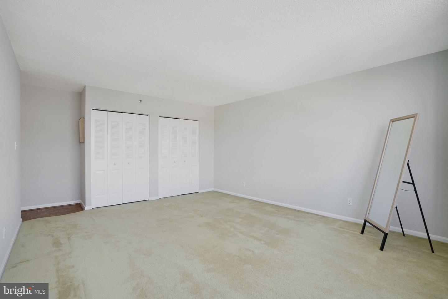 3713 S GEORGE MASON DR #1107W, FALLS CHURCH, Virginia 22041, 2 Bedrooms Bedrooms, ,1 BathroomBathrooms,Residential,For sale,3713 S GEORGE MASON DR #1107W,VAFX2286150 MLS # VAFX2286150