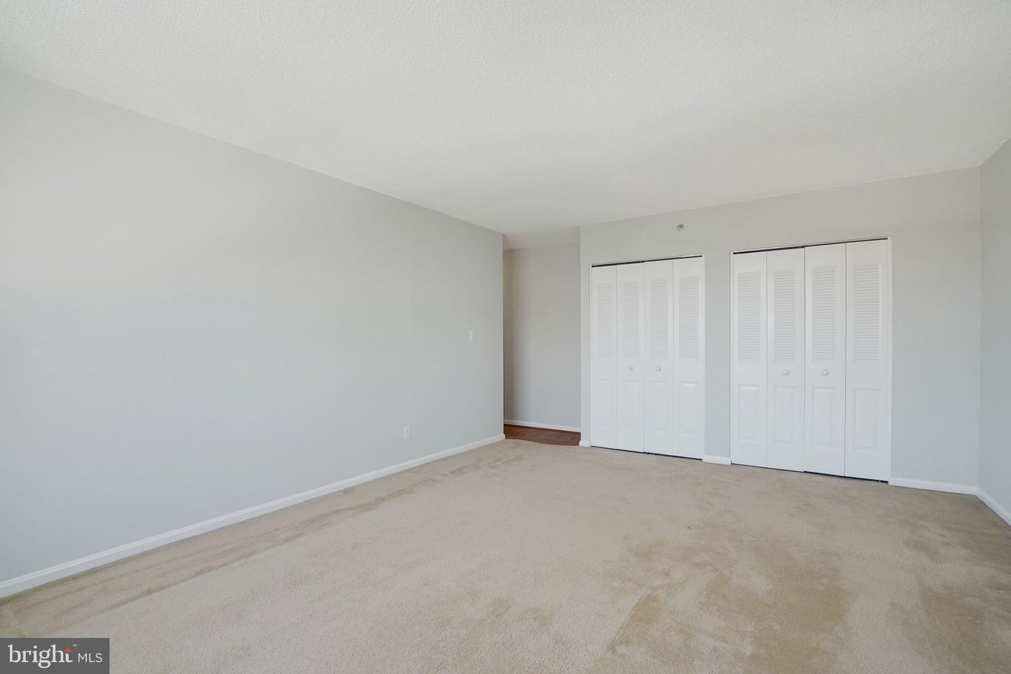 3713 S GEORGE MASON DR #1107W, FALLS CHURCH, Virginia 22041, 2 Bedrooms Bedrooms, ,1 BathroomBathrooms,Residential,For sale,3713 S GEORGE MASON DR #1107W,VAFX2286150 MLS # VAFX2286150