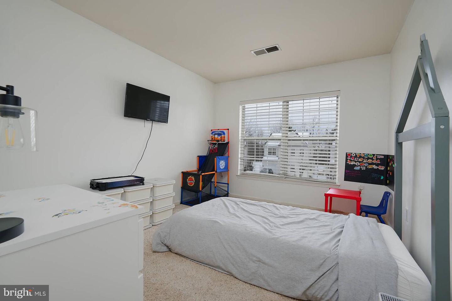 3390 MYSTIC CT, DUMFRIES, Virginia 22026, 4 Bedrooms Bedrooms, 8 Rooms Rooms,3 BathroomsBathrooms,Residential,For sale,3390 MYSTIC CT,VAPW2110780 MLS # VAPW2110780