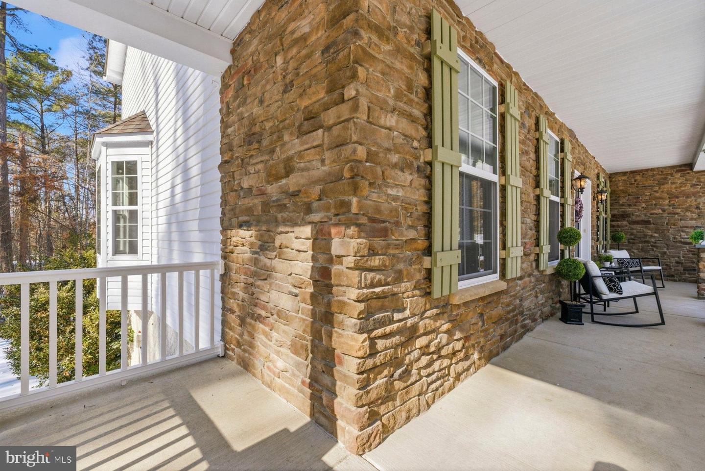 53 QUEEN LAURENS CT, FREDERICKSBURG, Virginia 22406, 4 Bedrooms Bedrooms, 16 Rooms Rooms,2 BathroomsBathrooms,Residential,For sale,53 QUEEN LAURENS CT,VAST2045372 MLS # VAST2045372