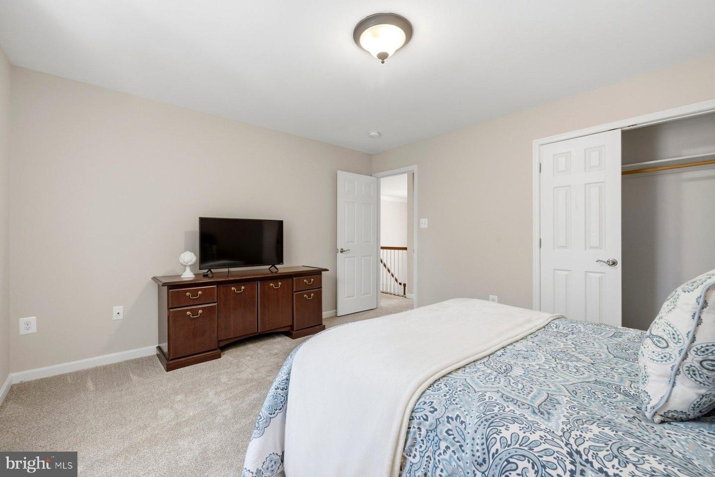 53 QUEEN LAURENS CT, FREDERICKSBURG, Virginia 22406, 4 Bedrooms Bedrooms, 16 Rooms Rooms,2 BathroomsBathrooms,Residential,For sale,53 QUEEN LAURENS CT,VAST2045372 MLS # VAST2045372