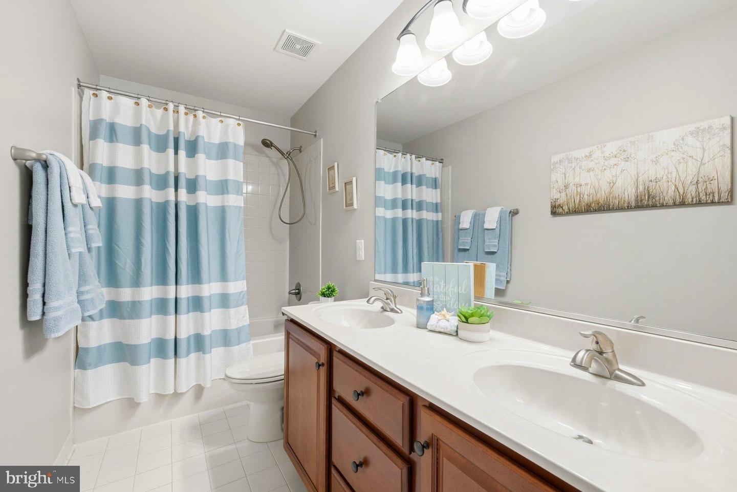 53 QUEEN LAURENS CT, FREDERICKSBURG, Virginia 22406, 4 Bedrooms Bedrooms, 16 Rooms Rooms,2 BathroomsBathrooms,Residential,For sale,53 QUEEN LAURENS CT,VAST2045372 MLS # VAST2045372