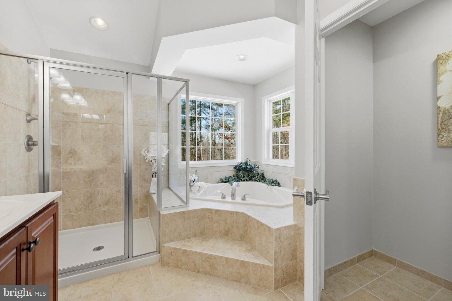 53 QUEEN LAURENS CT, FREDERICKSBURG, Virginia 22406, 4 Bedrooms Bedrooms, 16 Rooms Rooms,2 BathroomsBathrooms,Residential,For sale,53 QUEEN LAURENS CT,VAST2045372 MLS # VAST2045372