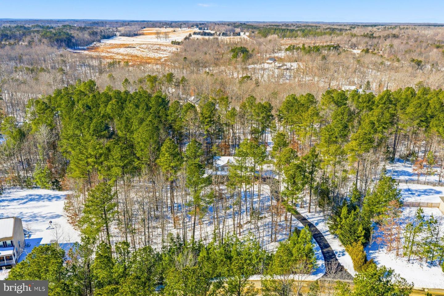 53 QUEEN LAURENS CT, FREDERICKSBURG, Virginia 22406, 4 Bedrooms Bedrooms, 16 Rooms Rooms,2 BathroomsBathrooms,Residential,For sale,53 QUEEN LAURENS CT,VAST2045372 MLS # VAST2045372