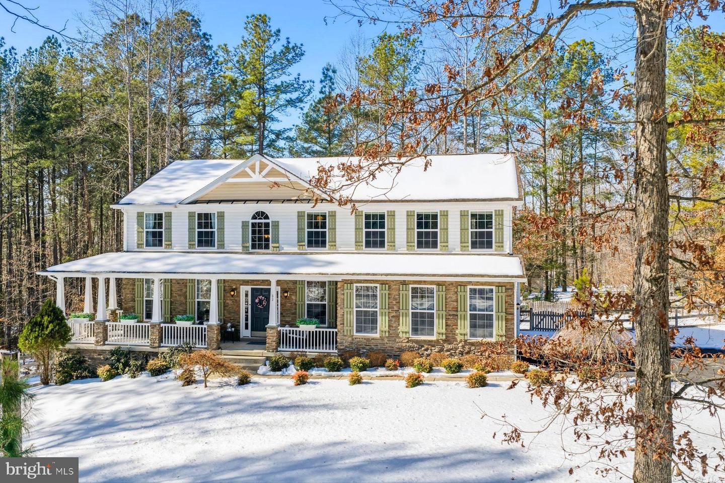 53 QUEEN LAURENS CT, FREDERICKSBURG, Virginia 22406, 4 Bedrooms Bedrooms, 16 Rooms Rooms,2 BathroomsBathrooms,Residential,For sale,53 QUEEN LAURENS CT,VAST2045372 MLS # VAST2045372