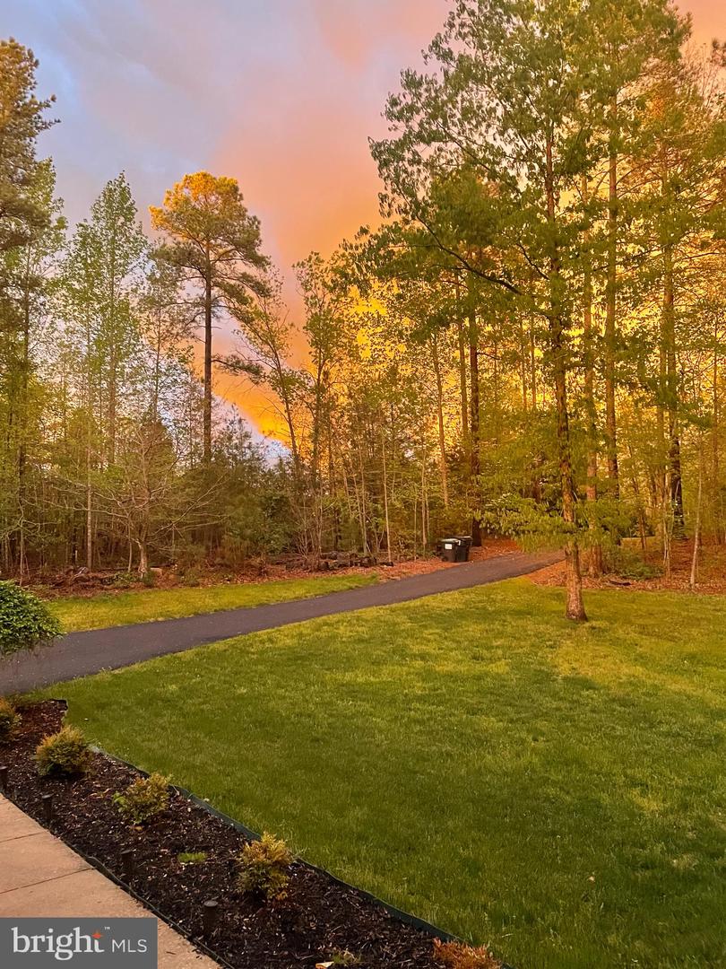 53 QUEEN LAURENS CT, FREDERICKSBURG, Virginia 22406, 4 Bedrooms Bedrooms, 16 Rooms Rooms,2 BathroomsBathrooms,Residential,For sale,53 QUEEN LAURENS CT,VAST2045372 MLS # VAST2045372