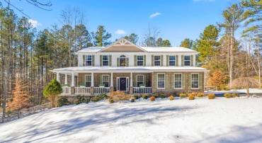 53 QUEEN LAURENS CT, FREDERICKSBURG, Virginia 22406, 4 Bedrooms Bedrooms, 16 Rooms Rooms,2 BathroomsBathrooms,Residential,For sale,53 QUEEN LAURENS CT,VAST2045372 MLS # VAST2045372