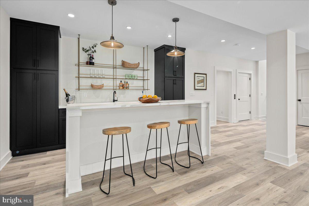 7011 ELIZABETH DR, MCLEAN, Virginia 22101, 5 Bedrooms Bedrooms, ,5 BathroomsBathrooms,Residential,For sale,7011 ELIZABETH DR,VAFX2286686 MLS # VAFX2286686