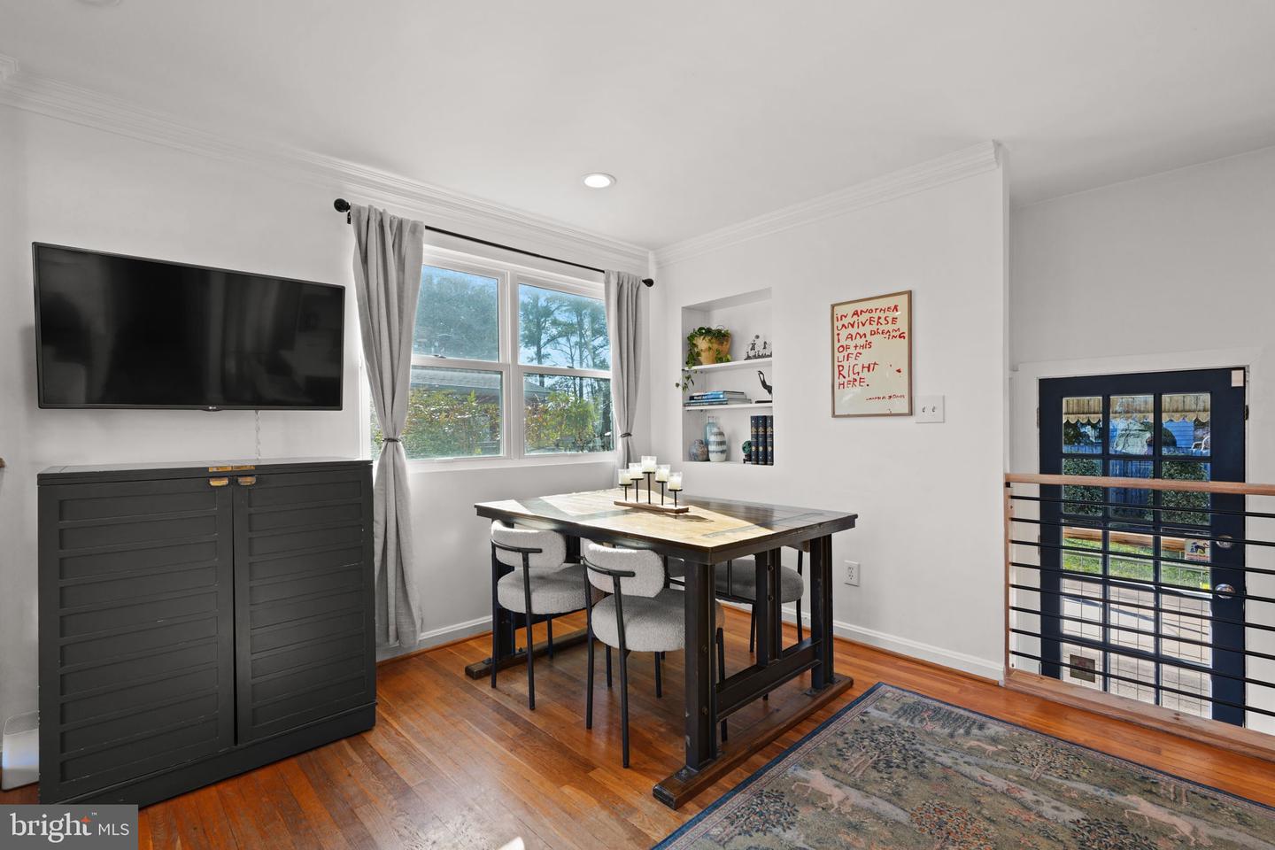 2114 N EARLEY ST, ALEXANDRIA, Virginia 22302, 4 Bedrooms Bedrooms, ,3 BathroomsBathrooms,Residential,For sale,2114 N EARLEY ST,VAAX2053392 MLS # VAAX2053392