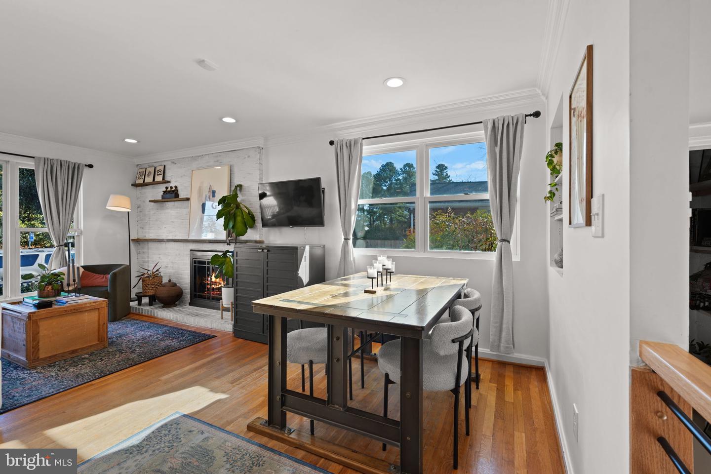 2114 N EARLEY ST, ALEXANDRIA, Virginia 22302, 4 Bedrooms Bedrooms, ,3 BathroomsBathrooms,Residential,For sale,2114 N EARLEY ST,VAAX2053392 MLS # VAAX2053392