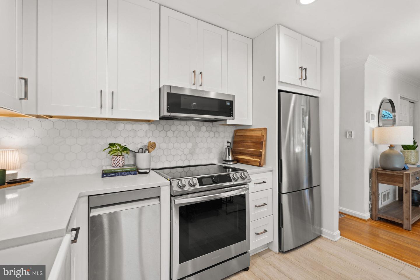 2114 N EARLEY ST, ALEXANDRIA, Virginia 22302, 4 Bedrooms Bedrooms, ,3 BathroomsBathrooms,Residential,For sale,2114 N EARLEY ST,VAAX2053392 MLS # VAAX2053392