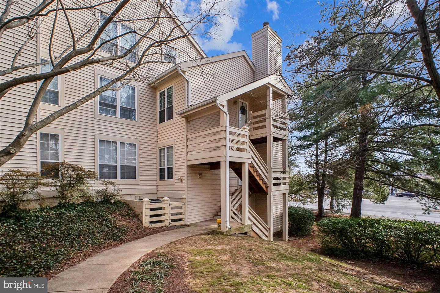 4555 INTERLACHEN CT #J, ALEXANDRIA, Virginia 22312, 2 Bedrooms Bedrooms, 9 Rooms Rooms,2 BathroomsBathrooms,Residential,For sale,4555 INTERLACHEN CT #J,VAFX2286948 MLS # VAFX2286948