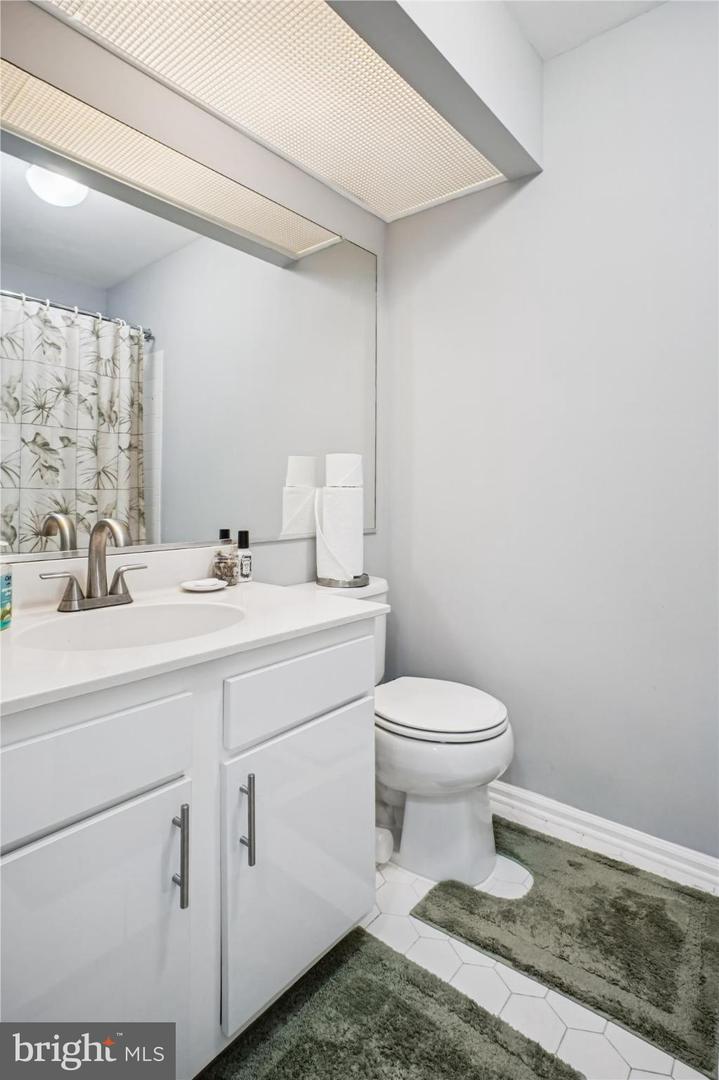 4555 INTERLACHEN CT #J, ALEXANDRIA, Virginia 22312, 2 Bedrooms Bedrooms, 9 Rooms Rooms,2 BathroomsBathrooms,Residential,For sale,4555 INTERLACHEN CT #J,VAFX2286948 MLS # VAFX2286948