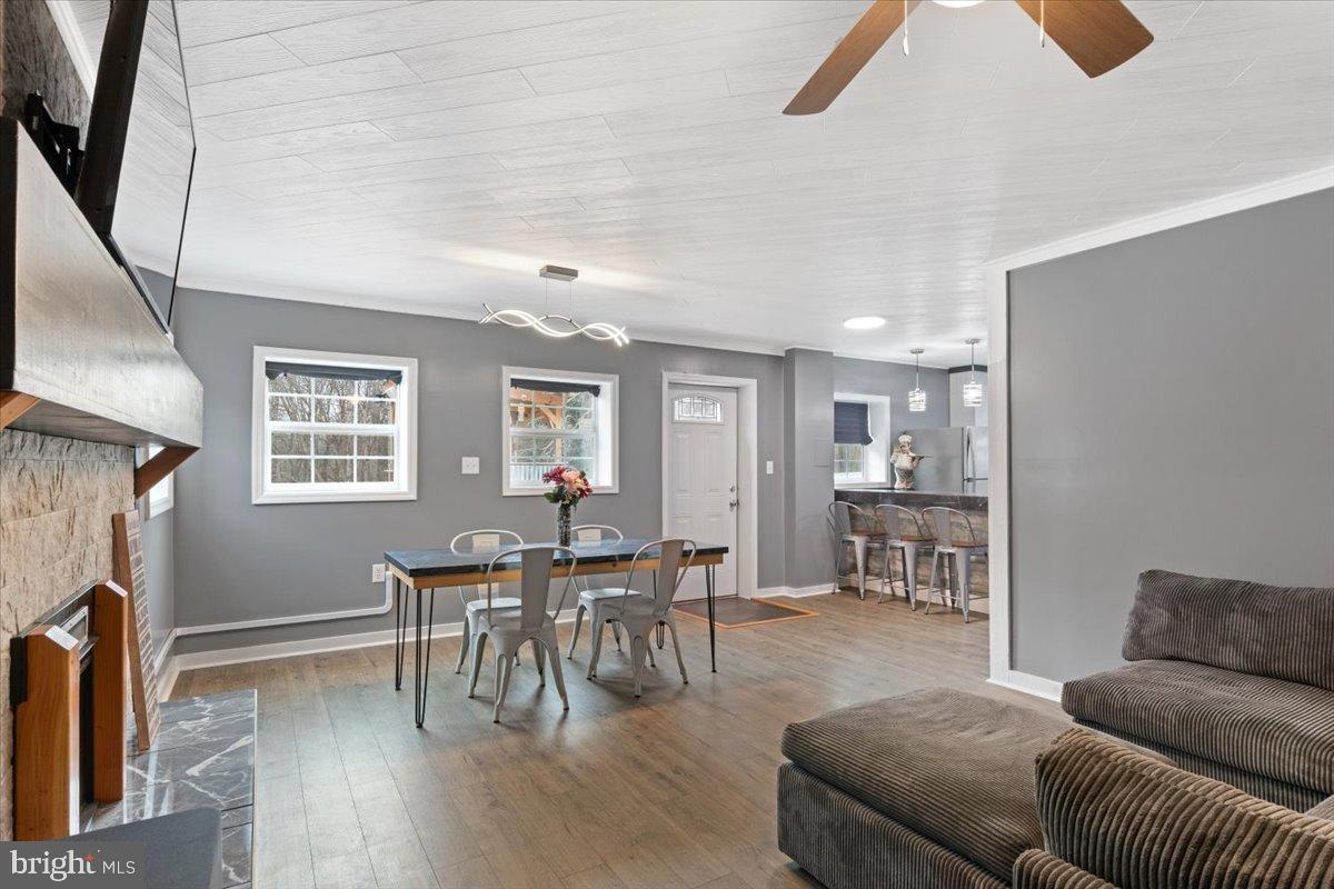 LOUISA, Virginia 23093, 3 Bedrooms Bedrooms, 5 Rooms Rooms,2 BathroomsBathrooms,Residential,For sale,VALA2009192 MLS # VALA2009192