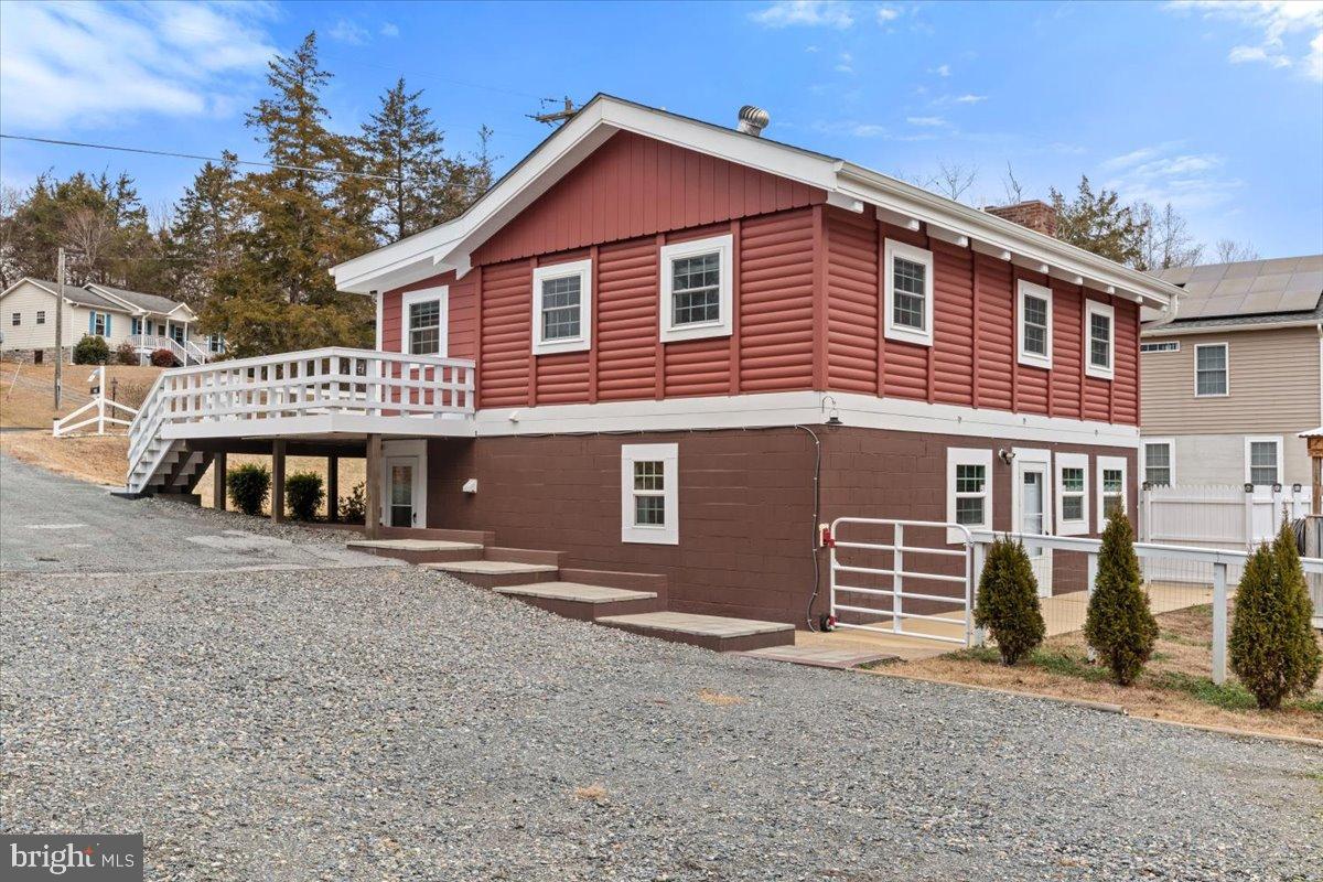 LOUISA, Virginia 23093, 3 Bedrooms Bedrooms, 5 Rooms Rooms,2 BathroomsBathrooms,Residential,For sale,VALA2009192 MLS # VALA2009192