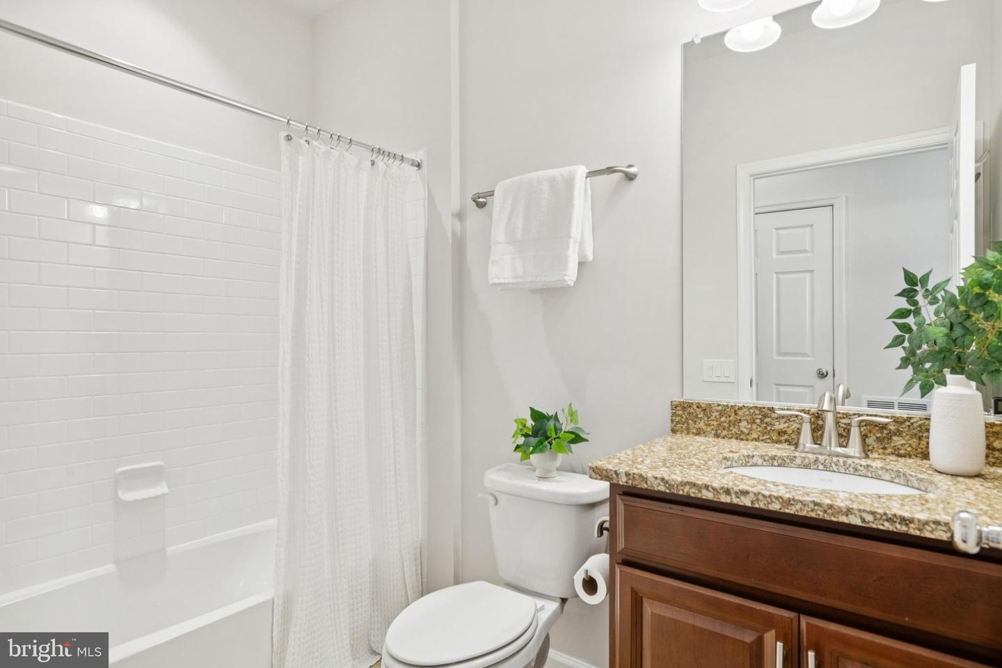 21 FENWICK DR, FREDERICKSBURG, Virginia 22406, 3 Bedrooms Bedrooms, ,3 BathroomsBathrooms,Residential,For sale,21 FENWICK DR,VAST2045456 MLS # VAST2045456