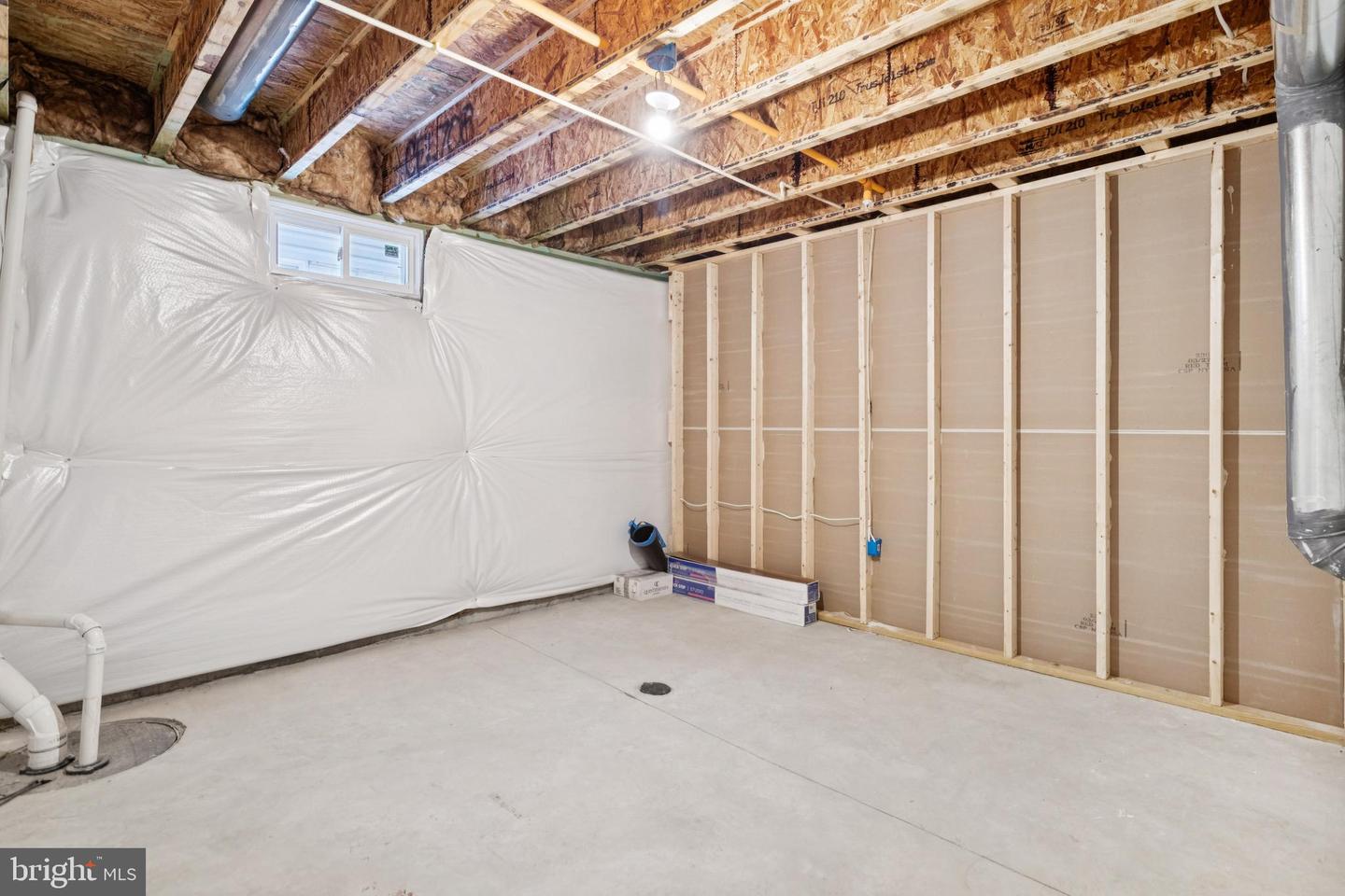 21 FENWICK DR, FREDERICKSBURG, Virginia 22406, 3 Bedrooms Bedrooms, ,3 BathroomsBathrooms,Residential,For sale,21 FENWICK DR,VAST2045456 MLS # VAST2045456