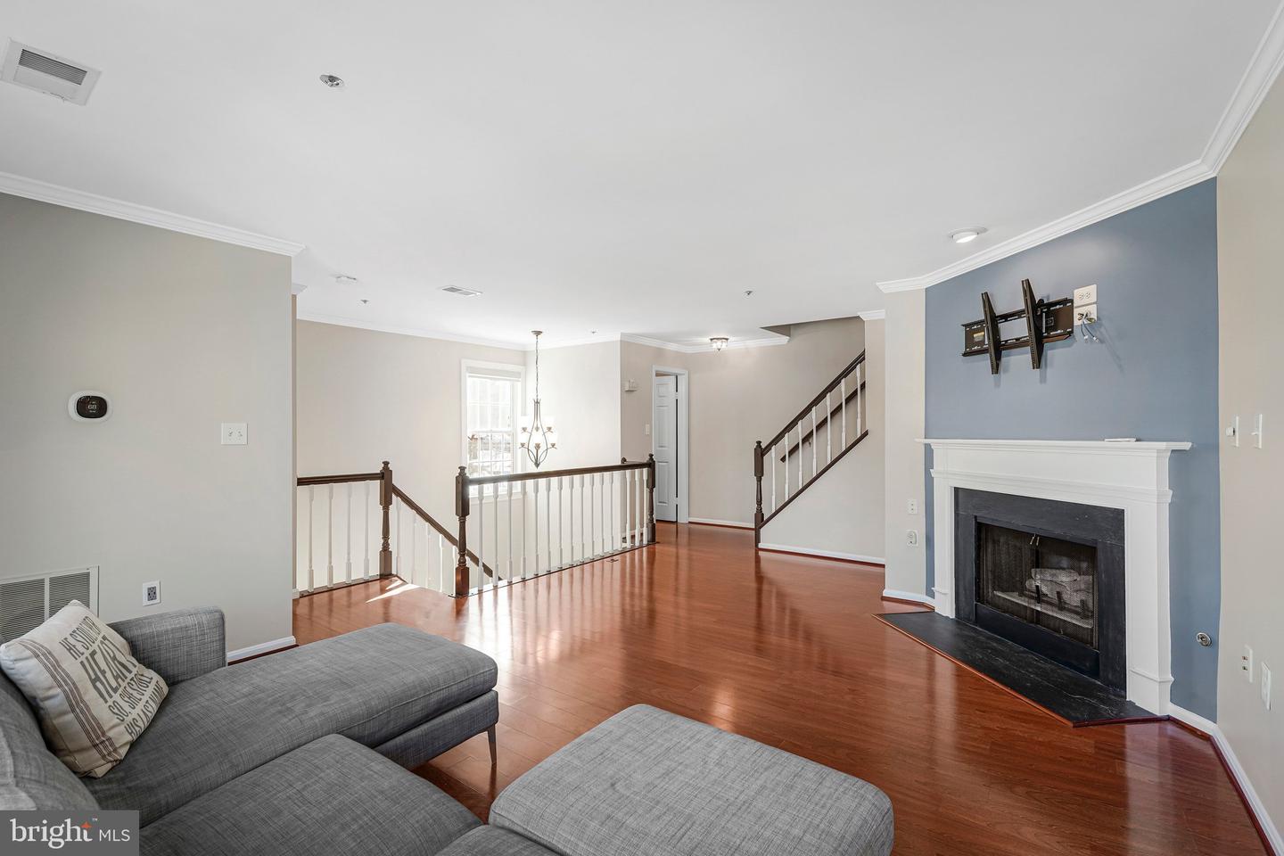 11814 ROCKAWAY LN #32, FAIRFAX, Virginia 22030, 3 Bedrooms Bedrooms, ,2 BathroomsBathrooms,Residential,For sale,11814 ROCKAWAY LN #32,VAFX2287334 MLS # VAFX2287334