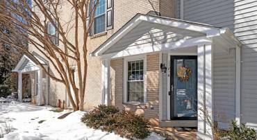 11814 ROCKAWAY LN #32, FAIRFAX, Virginia 22030, 3 Bedrooms Bedrooms, ,2 BathroomsBathrooms,Residential,For sale,11814 ROCKAWAY LN #32,VAFX2287334 MLS # VAFX2287334