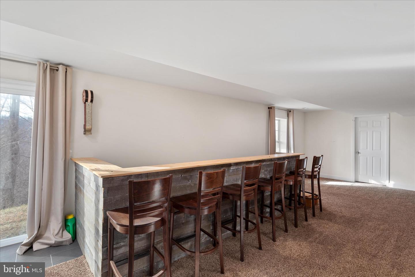 145 TULIP POPLAR DR, LINDEN, Virginia 22642, 4 Bedrooms Bedrooms, ,3 BathroomsBathrooms,Residential,For sale,145 TULIP POPLAR DR,VAWR2013220 MLS # VAWR2013220