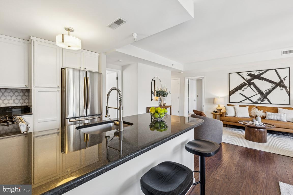 355 I ST SW #501, WASHINGTON, District Of Columbia 20024, 2 Bedrooms Bedrooms, ,2 BathroomsBathrooms,Residential,For sale,355 I ST SW #501,DCDC2243010 MLS # DCDC2243010