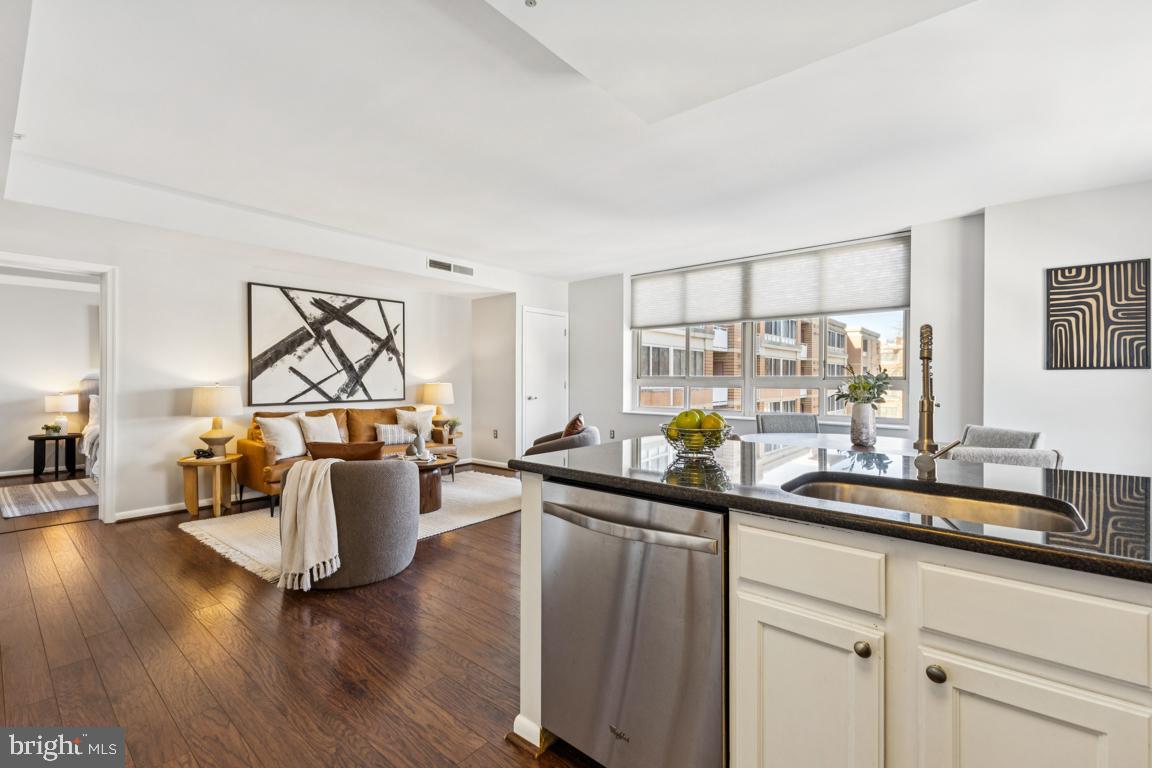 355 I ST SW #501, WASHINGTON, District Of Columbia 20024, 2 Bedrooms Bedrooms, ,2 BathroomsBathrooms,Residential,For sale,355 I ST SW #501,DCDC2243010 MLS # DCDC2243010