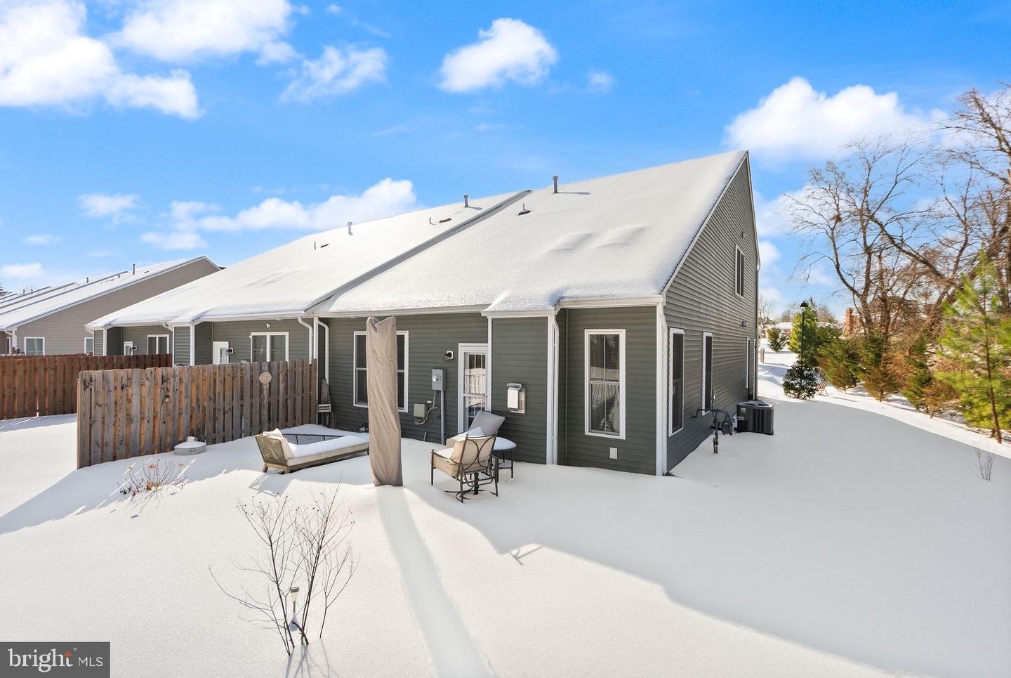 5713 FINLEY ROSE CT, FREDERICKSBURG, Virginia 22407, 3 Bedrooms Bedrooms, ,2 BathroomsBathrooms,Residential,For sale,5713 FINLEY ROSE CT,VASP2038870 MLS # VASP2038870