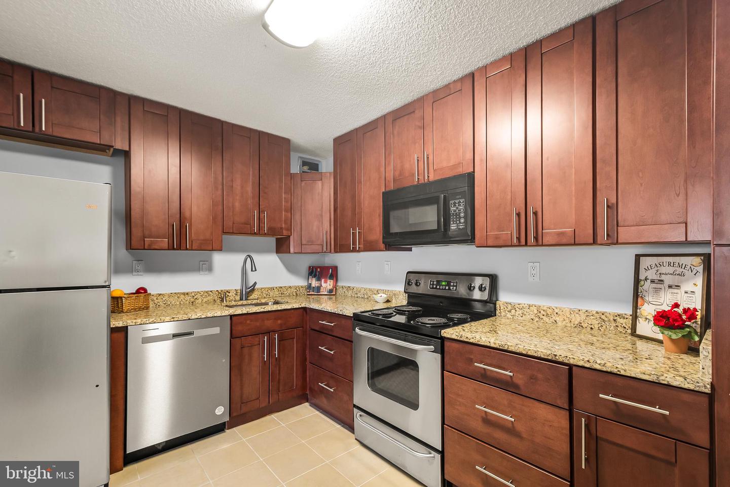 203 YOAKUM PKWY #715, ALEXANDRIA, Virginia 22304, 1 Bedroom Bedrooms, ,1 BathroomBathrooms,Residential,For sale,203 YOAKUM PKWY #715,VAAX2053582 MLS # VAAX2053582