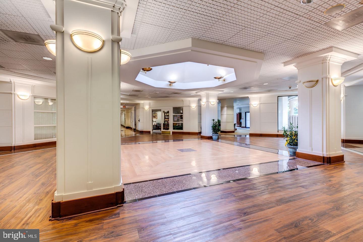 203 YOAKUM PKWY #715, ALEXANDRIA, Virginia 22304, 1 Bedroom Bedrooms, ,1 BathroomBathrooms,Residential,For sale,203 YOAKUM PKWY #715,VAAX2053582 MLS # VAAX2053582